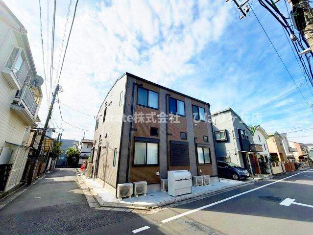 ソラーレ西大泉の外観