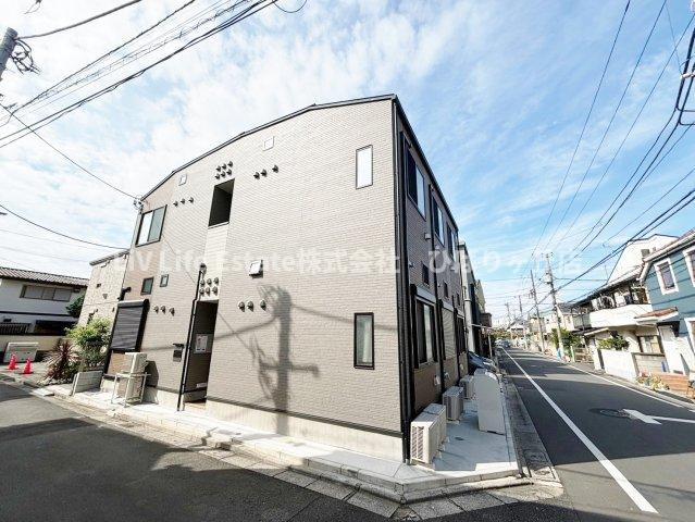 ソラーレ西大泉の外観