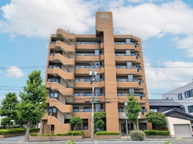 アパガーデンコート新松島の外観