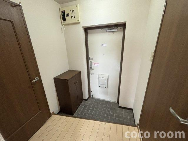 ディオール の玄関