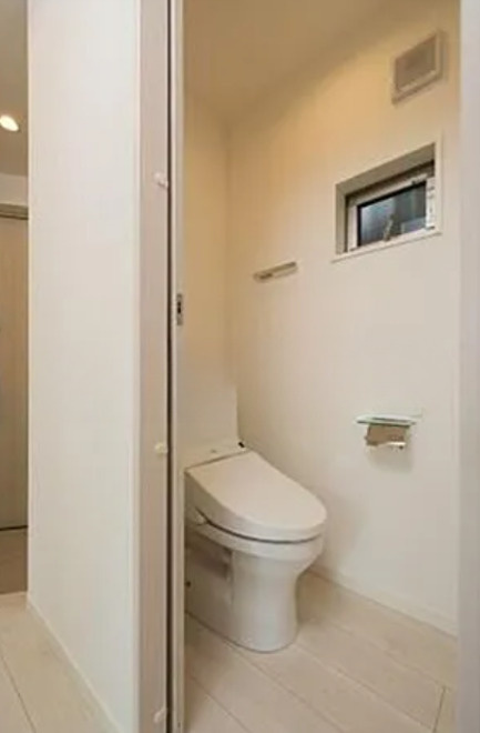 PATIO SQUARE 田端のトイレ|ゆったりとした空間のトイレです