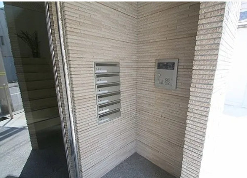 【エントランス】