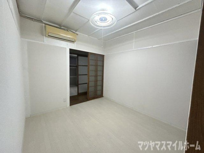 【洋室】 | 泉町一丁目戸建賃貸