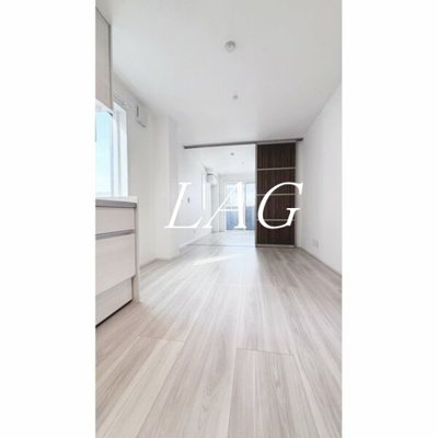 【居間・リビング】 | La llure 根岸  | 洋室のお部屋です。