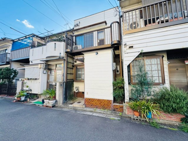 唐橋南琵琶町の外観