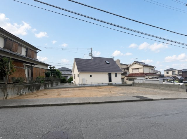 明石市魚住町金ケ崎　第1期　新築一戸建ての外観|周辺は落ち着いた街並みの住宅地！子育てがしやすい住環境です！まだ未完成ですが、現地でしかわからない事もございます。是非一度ご覧ください。