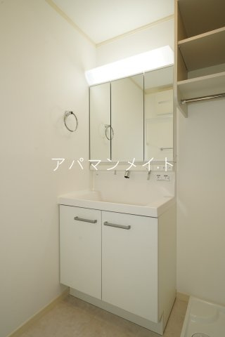 【洗面所】 | Aura（アウラ） | 明るい洗面所です