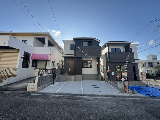 豊見城市我那覇（全2棟）ラストA号棟の外観|A号棟　並列駐車2台可♪