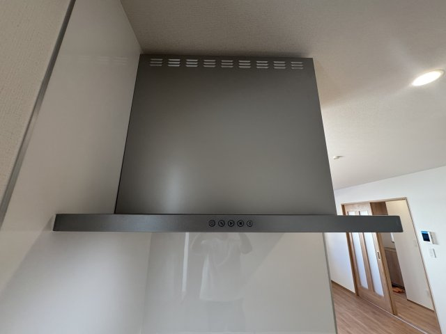 豊見城市我那覇（全2棟）ラストA号棟のキッチン|A号棟　換気扇付き♪