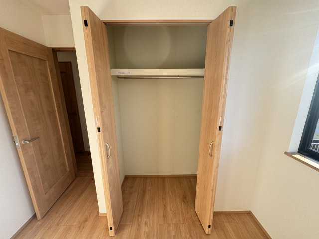 豊見城市我那覇（全2棟）ラストA号棟の収納|A号棟　洋室5.25帖+収納付き♪