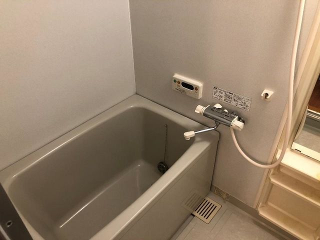 聖心町の館の浴室