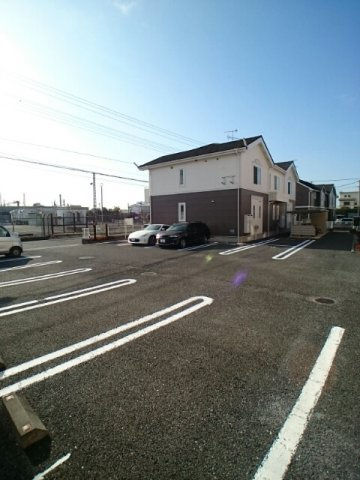 【駐車場】 | ソルフィーＦ | カースペースがあります