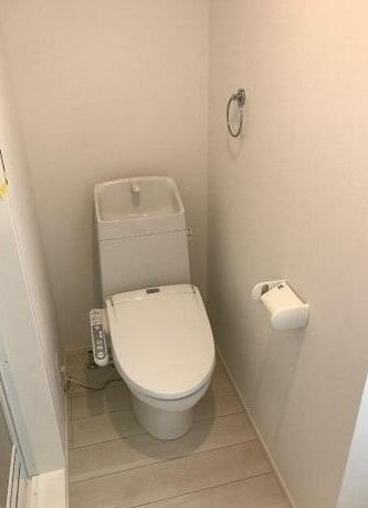 船橋市前原西８丁目のアパートのトイレ