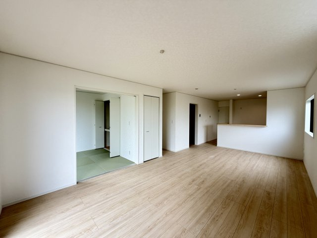 【居間・リビング】 | 加須市北下新井第6　新築戸建　全5棟　3号棟