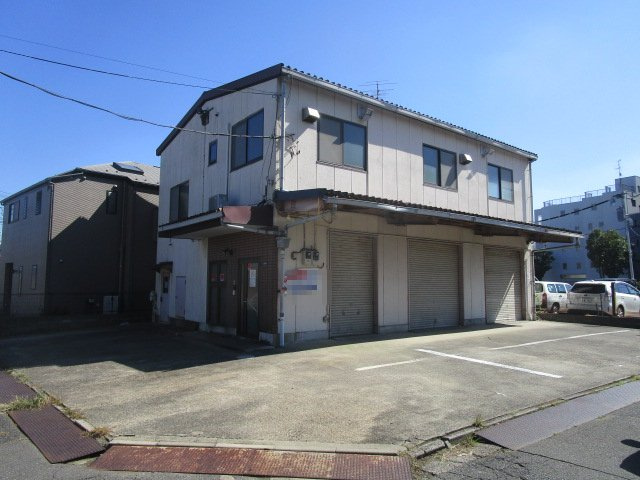 練馬区春日町６丁目の倉庫の外観