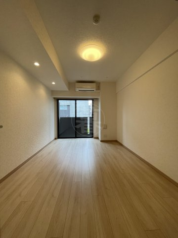 ルーブル大鳥居伍番館の居間・リビング