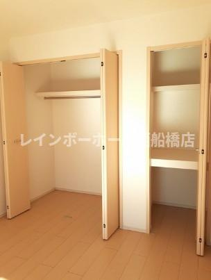 ヴィラ小塚山の収納