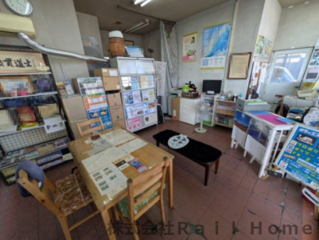 姫路市広畑区高浜町　売店舗の内装