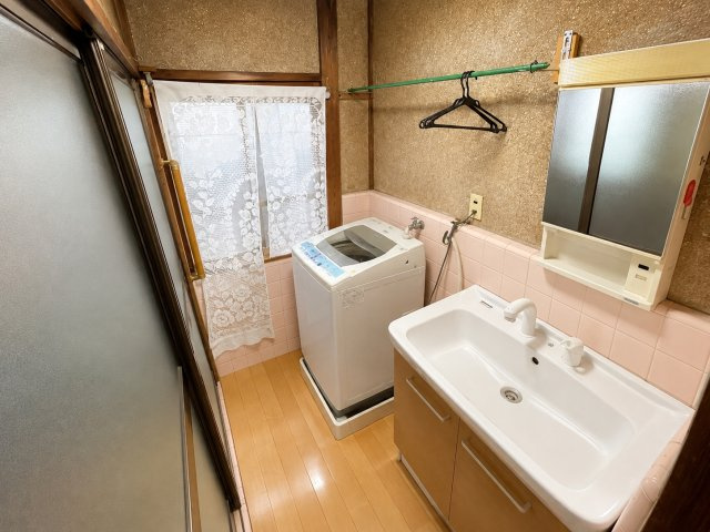 中古 戸建ての独立洗面台