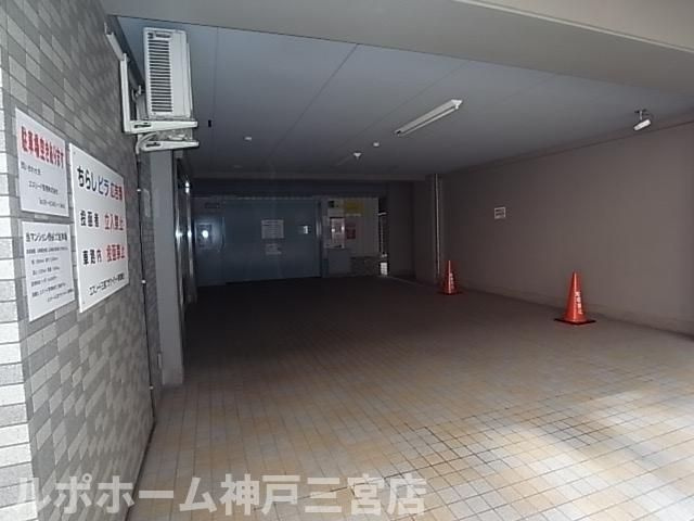 エスリード三宮フラワーロードの駐車場
