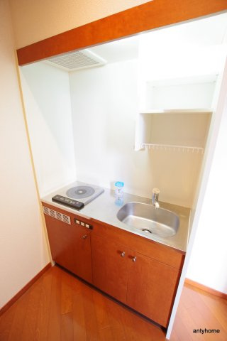 フォレステージュ江坂垂水町　仲介手数料無料のキッチン