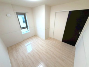 【寝室】