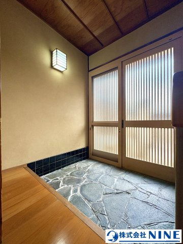 妹尾貸家の玄関
