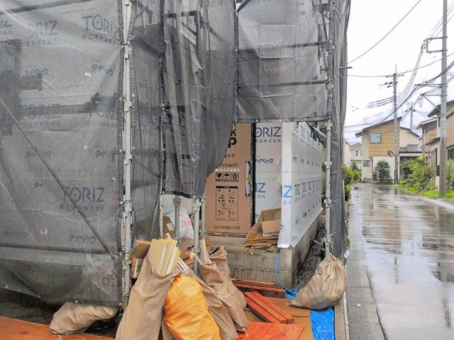 富士見市羽沢２丁目の新築一戸建の玄関