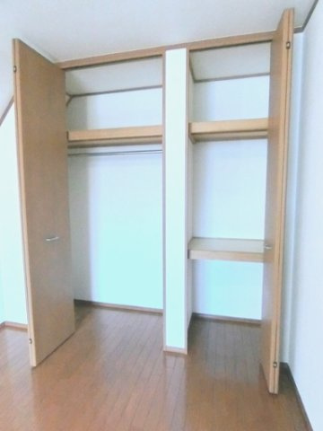 フォレスト高円寺の収納|★天井高のクローゼット★