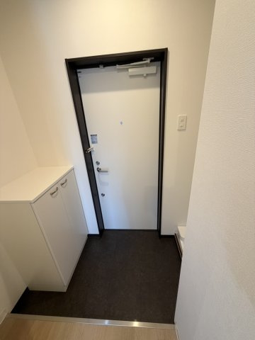 【玄関】 | ルミエール巽南