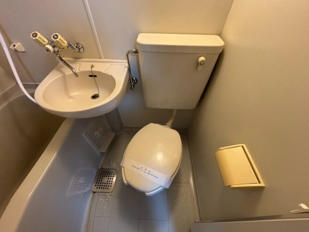 川崎市多摩区西生田２丁目の賃貸マンションのトイレ