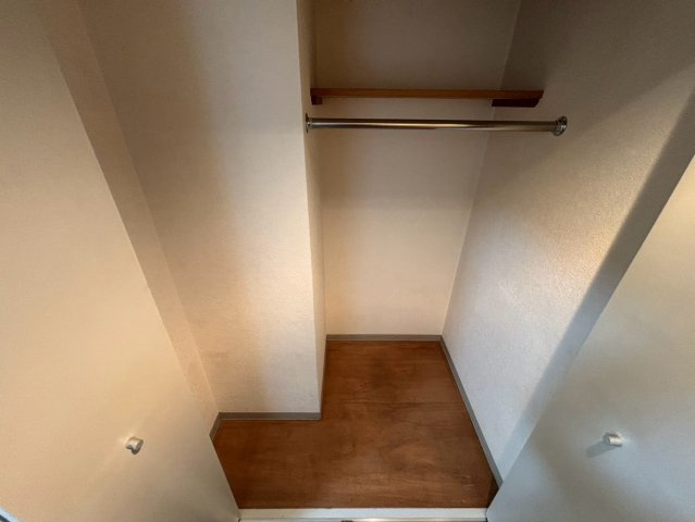 川崎市多摩区西生田２丁目の賃貸マンションの収納
