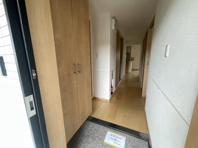 Aleの玄関