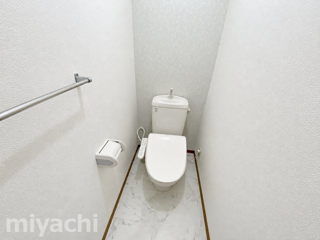 クウラージュ　Aのトイレ
