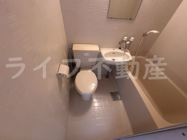 大宝森ノ宮ロイヤルハイツのトイレ|コンパクトで使いやすいトイレです