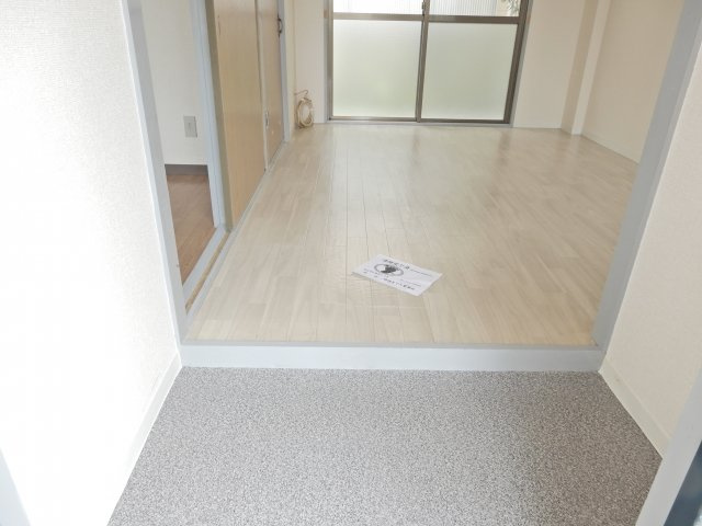 ヴィクトリアコート登町の玄関