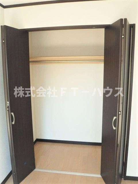コーモド飯山満の収納
