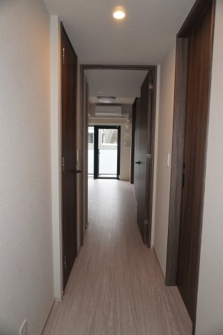 プレミアムフラット横濱上大岡のその他|廊下
