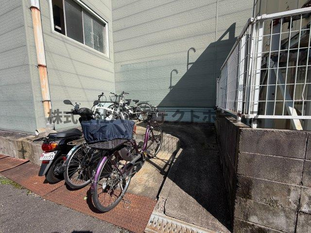 ヒロミマンションの設備|自転車・バイク置場