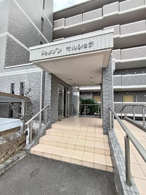 ドゥメゾンマルショウのエントランス