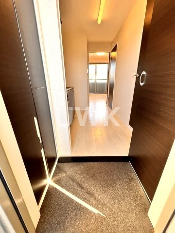 Ｙ’ｓ桃山（ワイズモモヤマ）の玄関