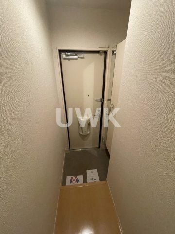 アクティ勧修の玄関