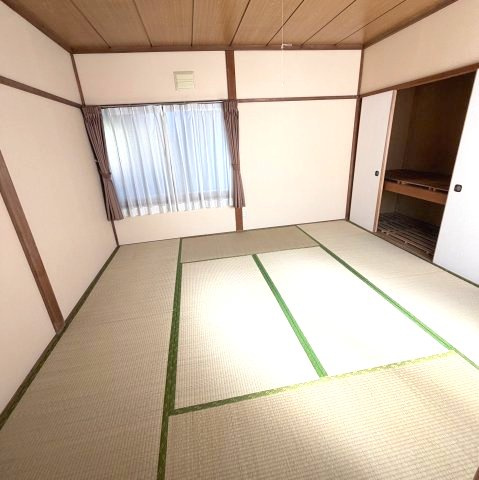 室蘭市日の出町3丁目7-30戸建のキッチン