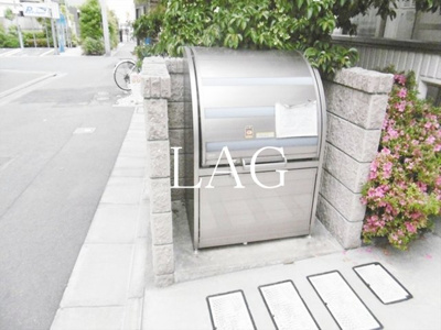 【その他共用部分】 | カーサブラン | ゴミ捨て場です。