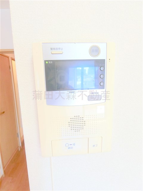 チェアーズ鵜の木の設備|モニター付きインターホン