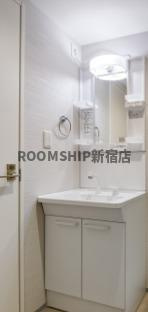 robot home 西国立の洗面所
