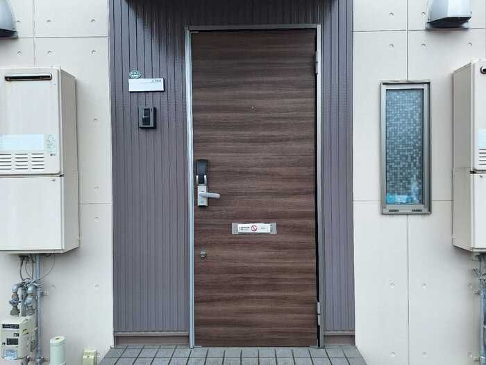 リースランド向中野　Ａの玄関