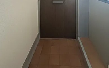 コーポ井上の玄関