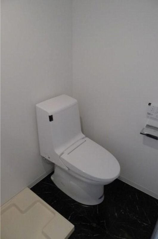 ステージファースト駒沢のトイレ|ゆったりとした空間のトイレです