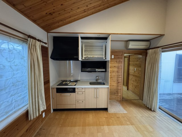 和歌山市吐前・中古戸建・54731のキッチン|DK側キッチン